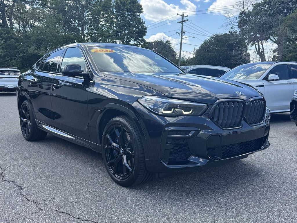 2022 BMW X6 M50i