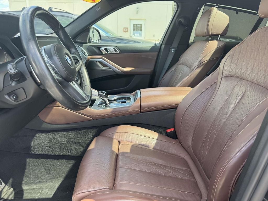 2022 BMW X6 M50i