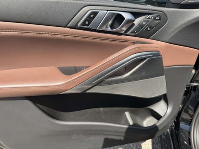 2022 BMW X6 M50i