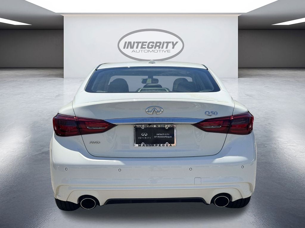 2022 INFINITI Q50 LUXE AWD
