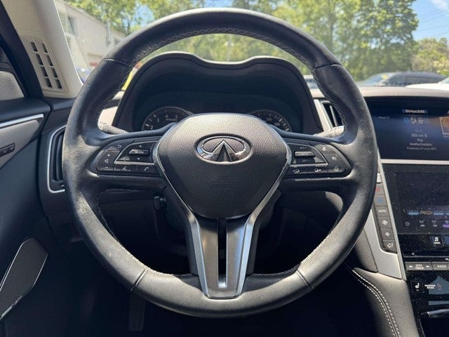 2022 INFINITI Q50 LUXE AWD