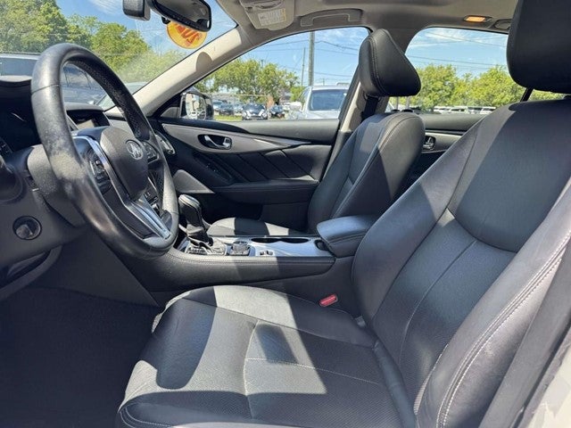 2022 INFINITI Q50 LUXE AWD