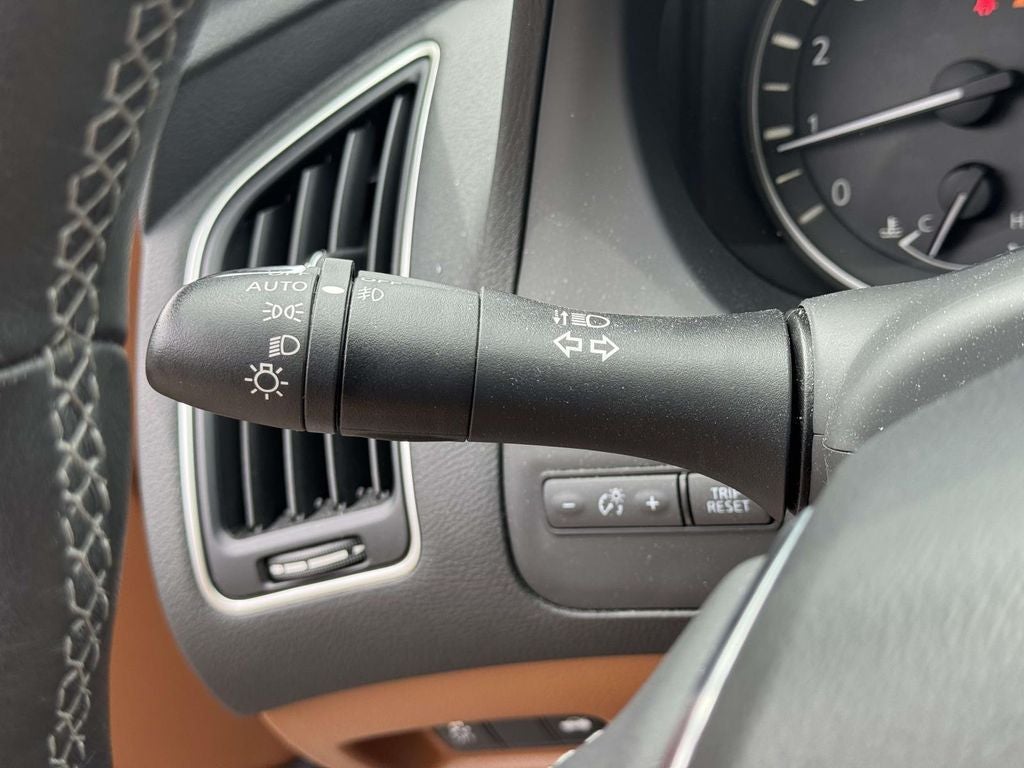 2023 INFINITI Q50 LUXE AWD