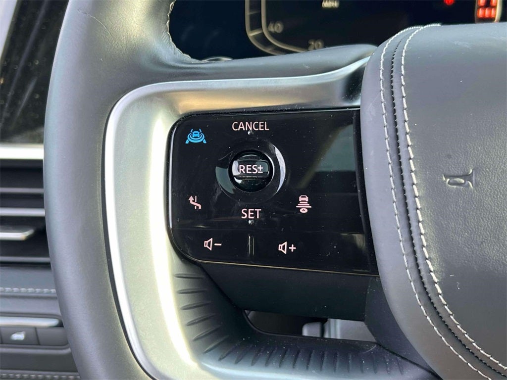 2025 INFINITI QX80 Sensory 4WD