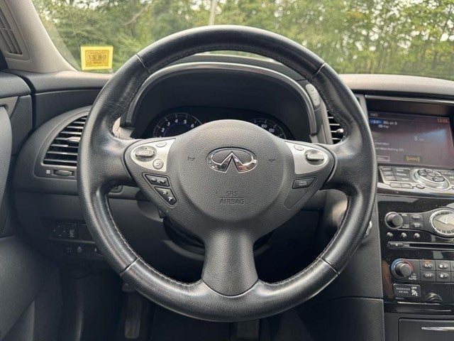 2017 INFINITI QX70 AWD