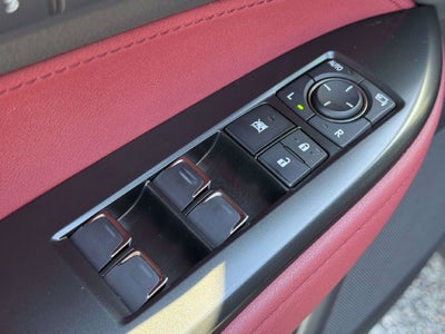 2025 Lexus NX 450h+ Luxury