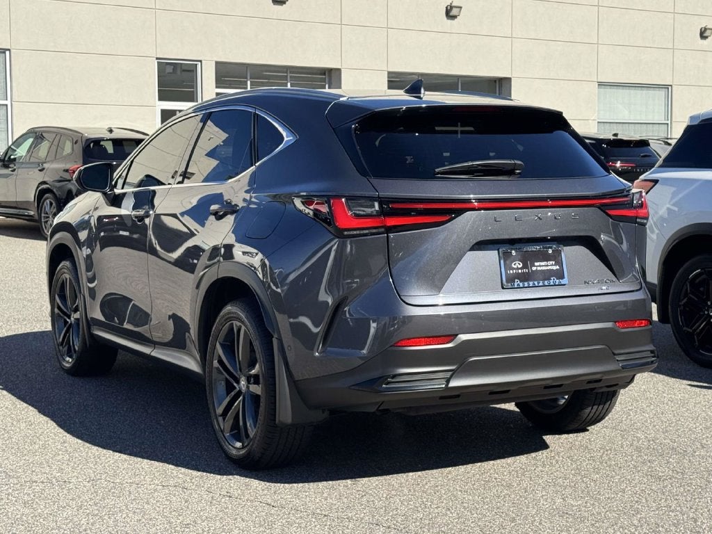 2025 Lexus NX 450h+ Luxury