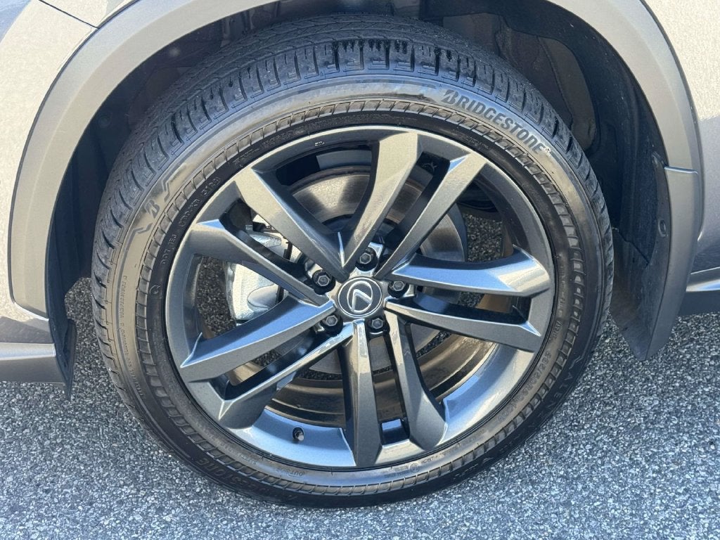 2025 Lexus NX 450h+ Luxury