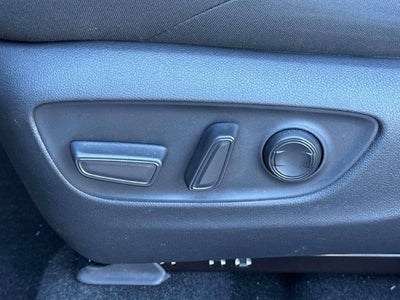 2025 Toyota RAV4 Plug-In Hybrid SE