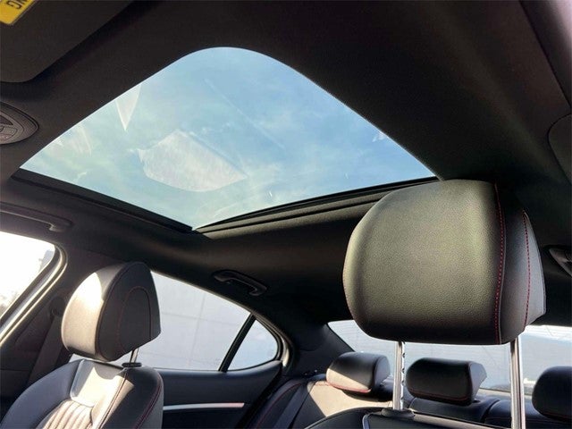 2025 Genesis G70 2.5T Sport Prestige