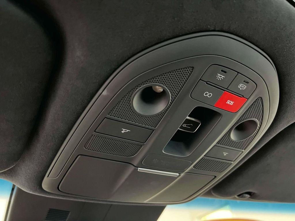 2025 Genesis G70 3.3T Sport Prestige