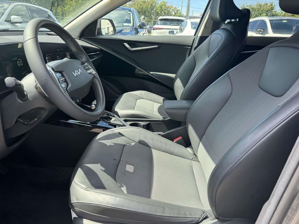 2024 Kia Niro EX