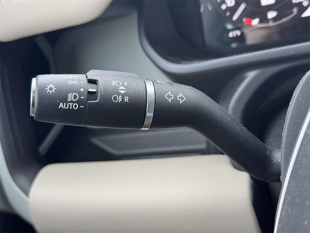 2024 Land Rover Defender 110 S