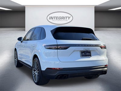 2023 Porsche Cayenne Platinum Edition