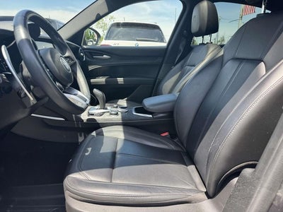 2023 Alfa Romeo Stelvio Sprint