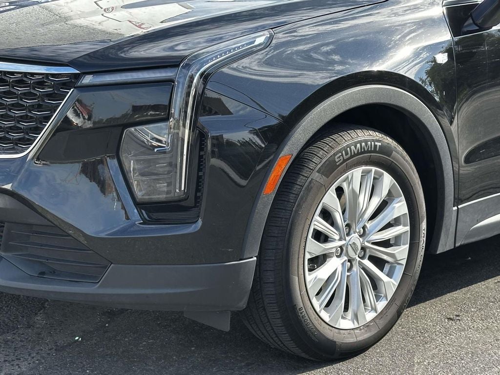 2024 Cadillac XT4 Luxury
