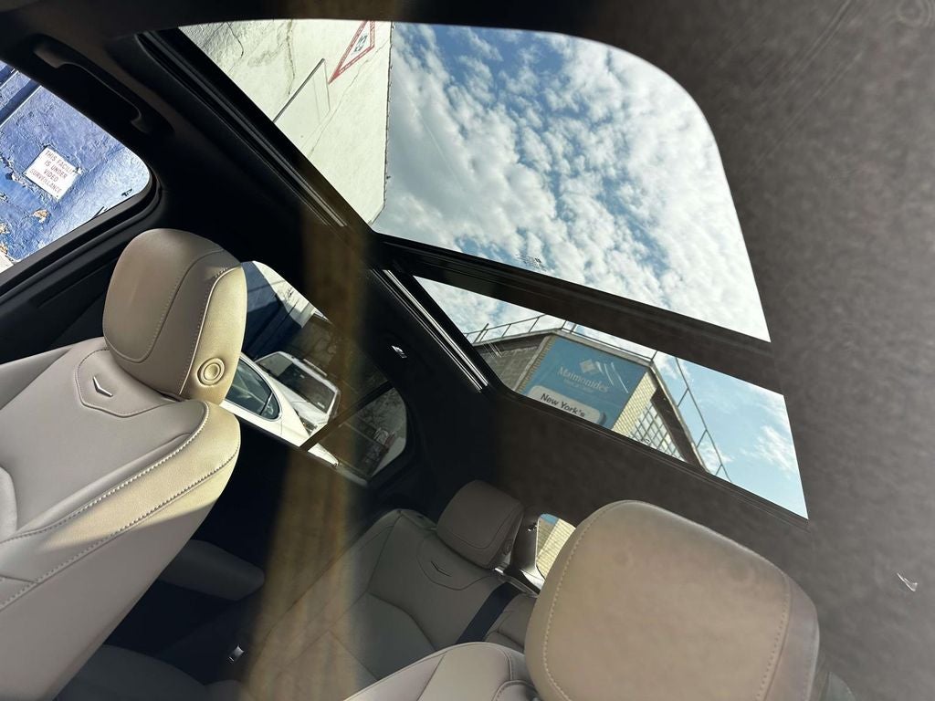 2024 Cadillac XT4 Luxury