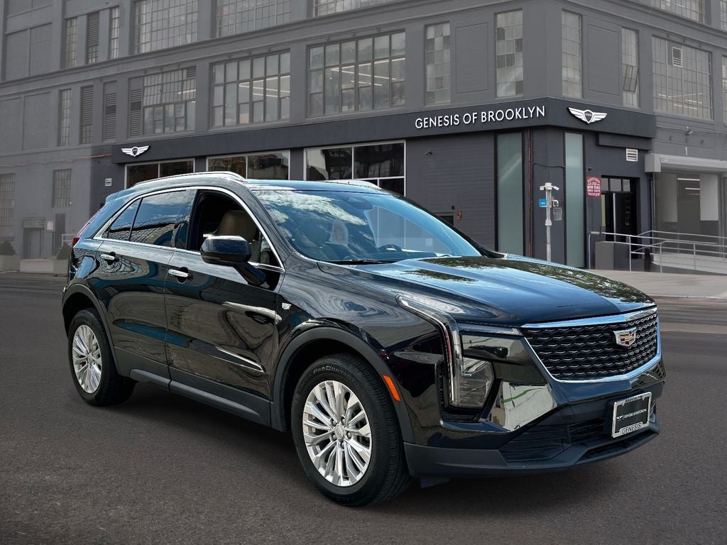 2024 Cadillac XT4 Luxury