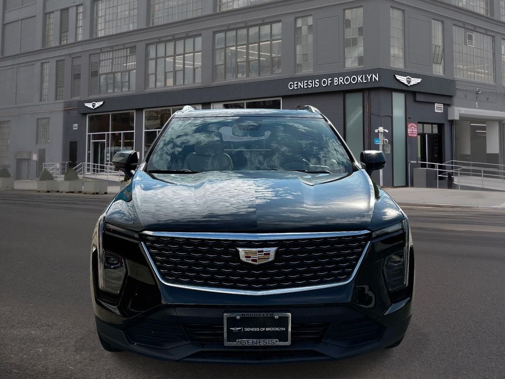 2024 Cadillac XT4 Luxury