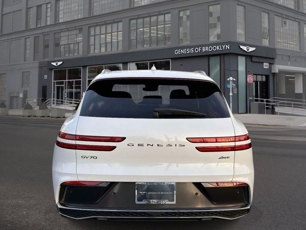 2026 Genesis GV70 2.5T Advanced