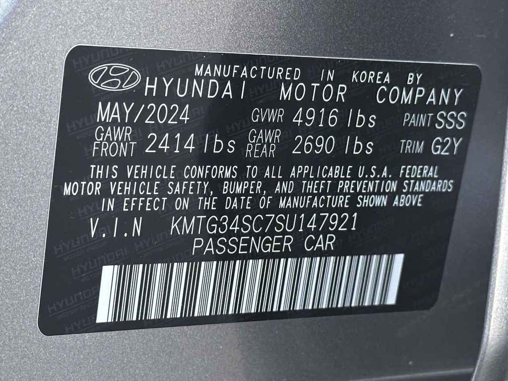 2025 Genesis G70 2.5T