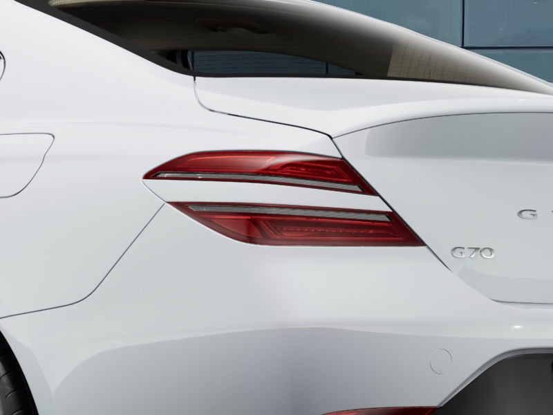 2025 Genesis G70 2.5T