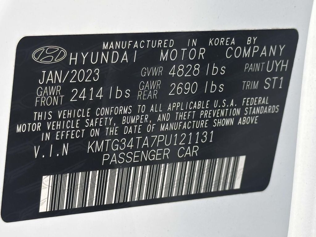 2023 Genesis G70 2.0T Sport Prestige