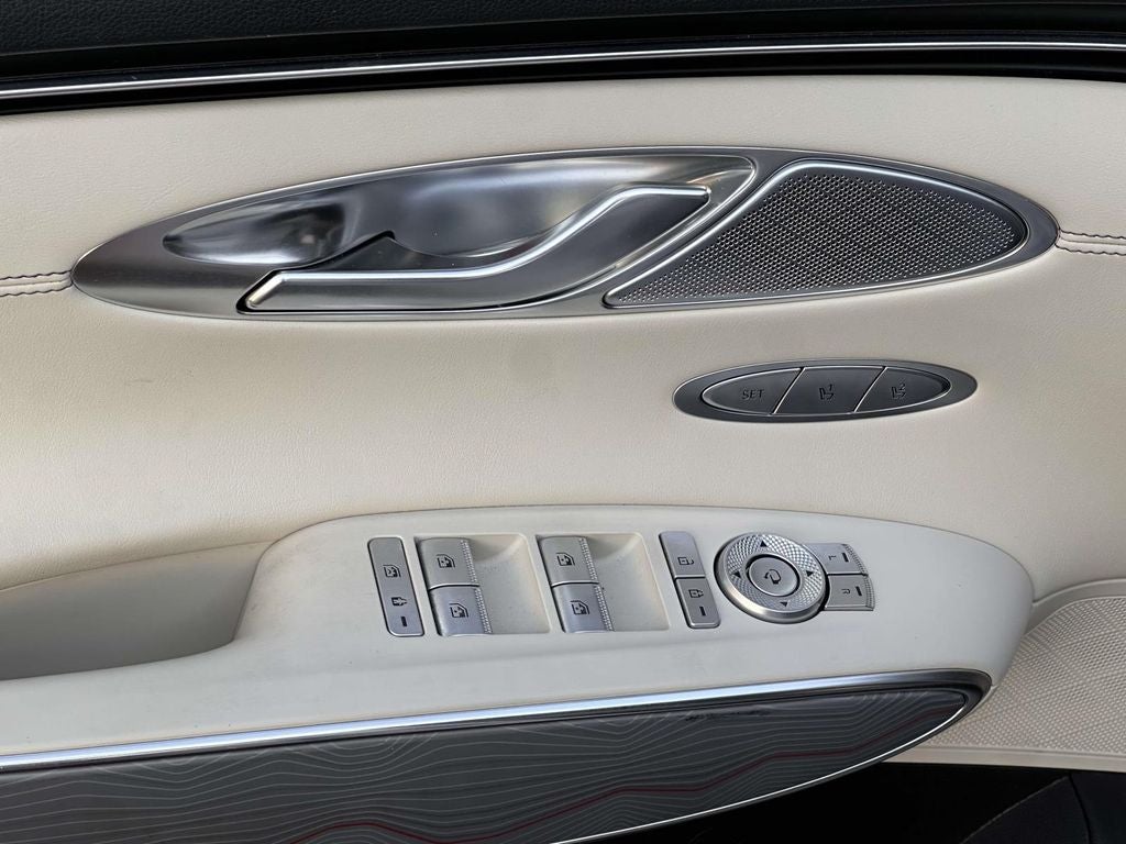 2023 Genesis GV70 2.5T Advanced