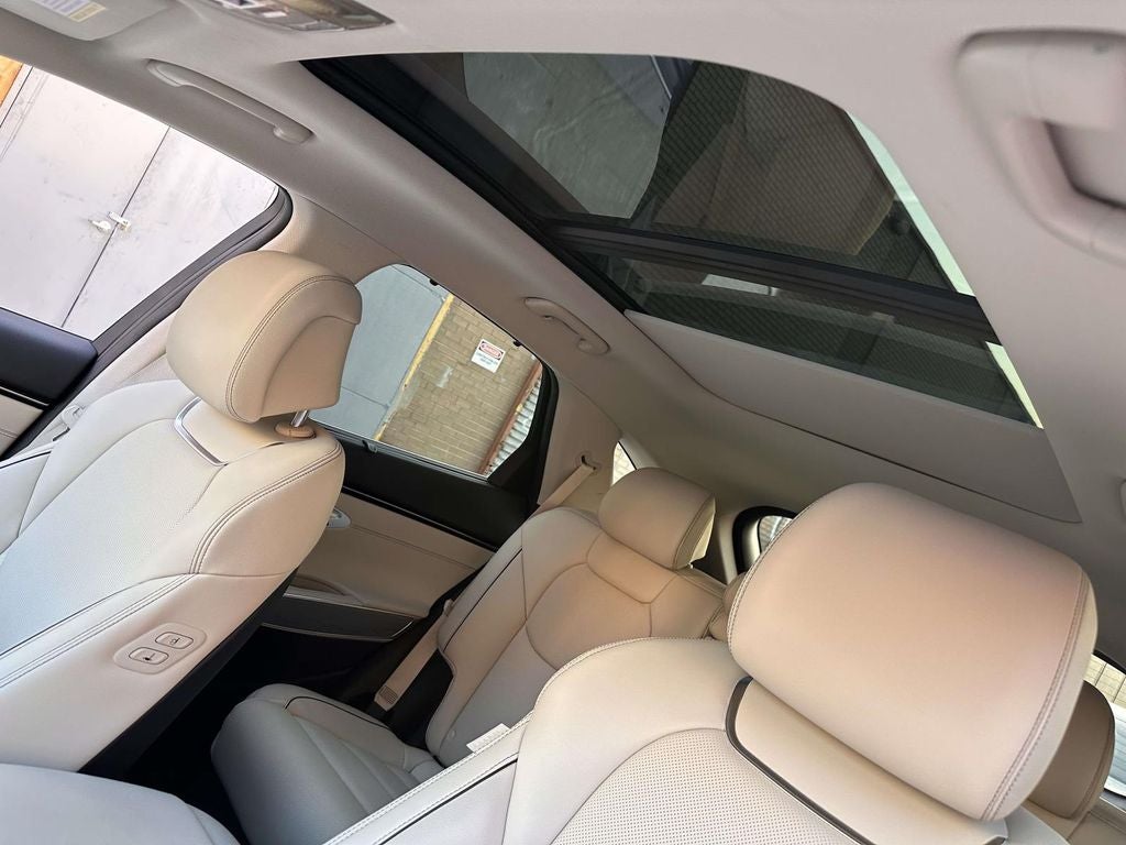 2023 Genesis GV70 2.5T Advanced