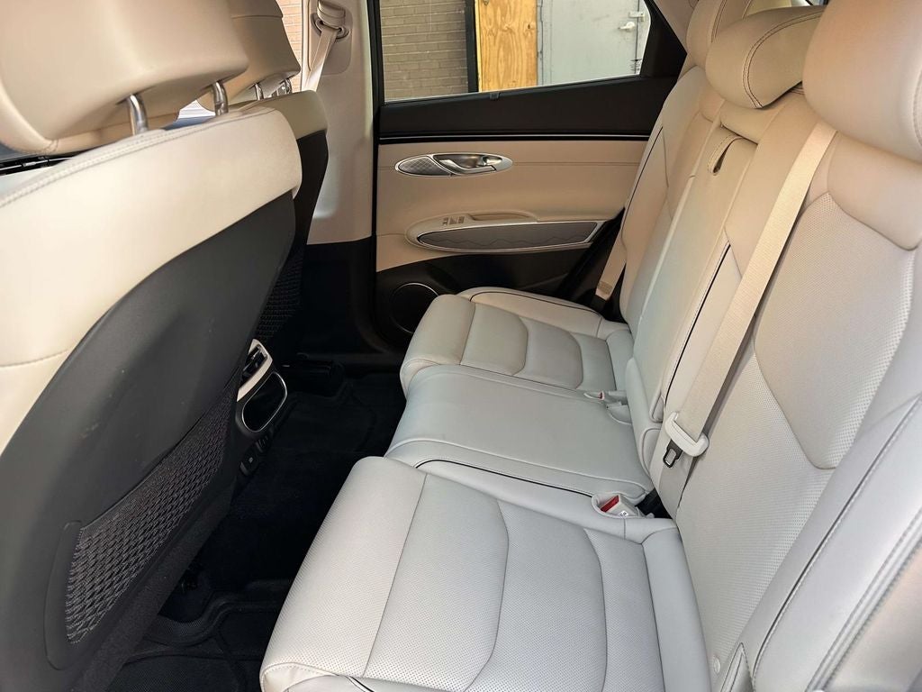 2023 Genesis GV70 2.5T Advanced