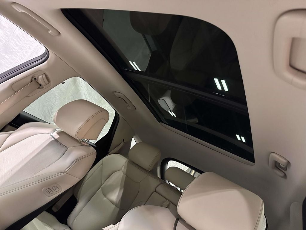 2023 Genesis GV70 2.5T Select