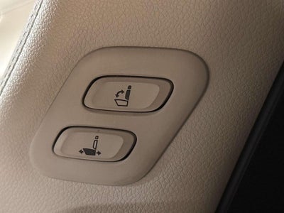 2023 Genesis GV70 2.5T Select