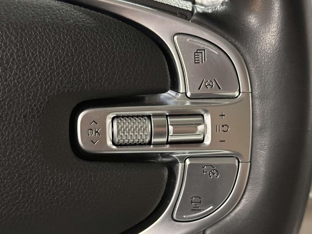 2023 Genesis GV70 2.5T Select