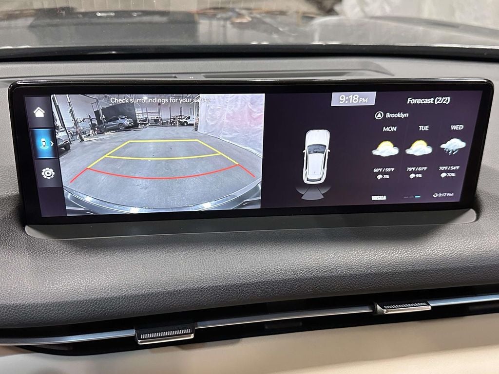 2023 Genesis GV70 2.5T Select