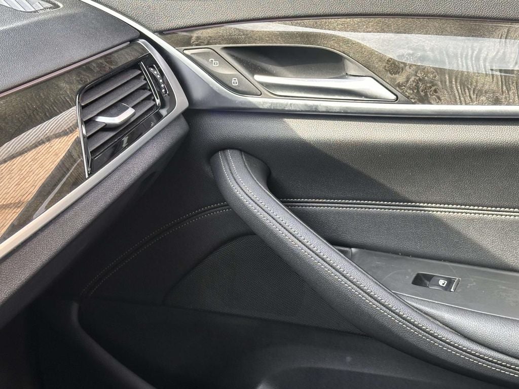 2023 BMW 5 Series 530i xDrive