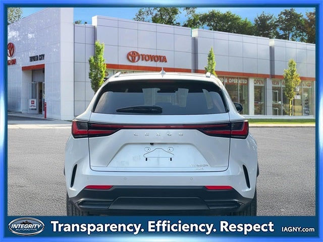 2022 Lexus NX 350h Premium