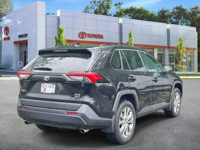 2021 Toyota RAV4 XLE Premium