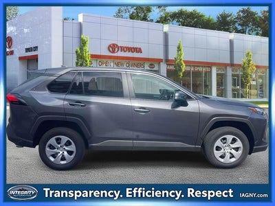 2025 Toyota RAV4 LE