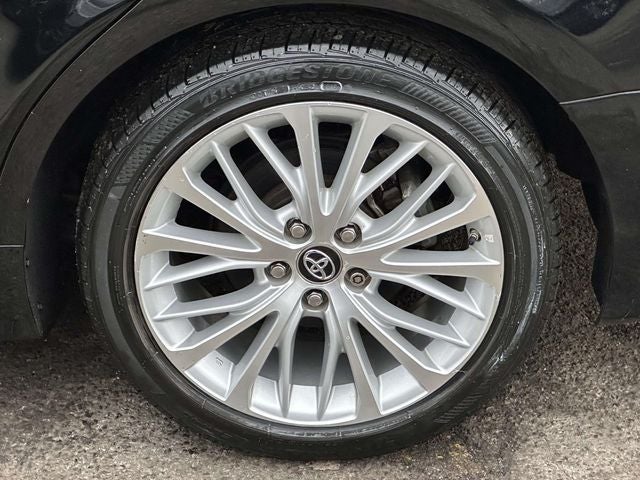 2018 Toyota Camry Hybrid LE