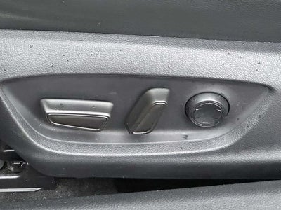 2018 Toyota Camry Hybrid LE