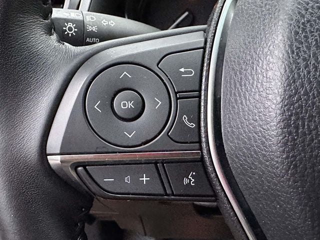 2018 Toyota Camry Hybrid LE