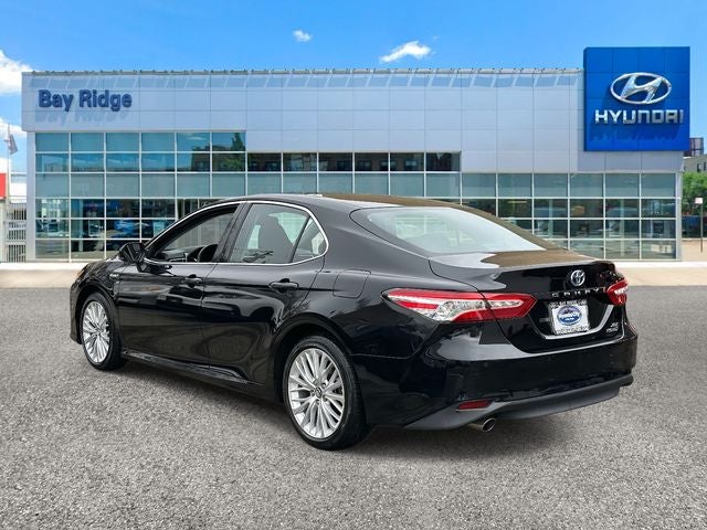 2018 Toyota Camry Hybrid LE