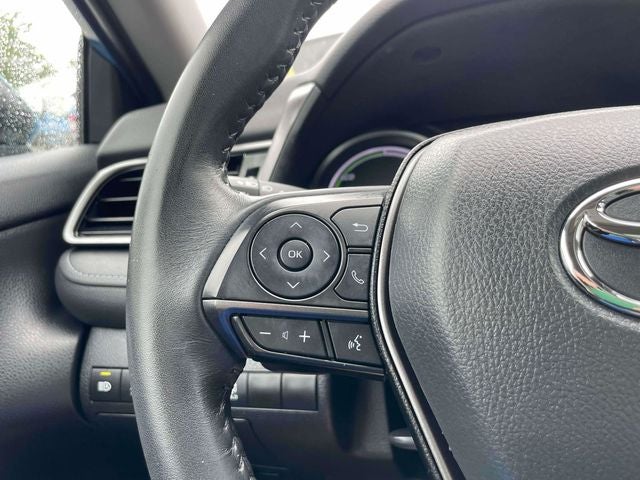 2024 Toyota Camry Hybrid SE
