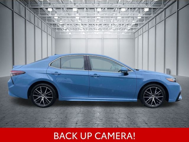 2024 Toyota Camry Hybrid SE