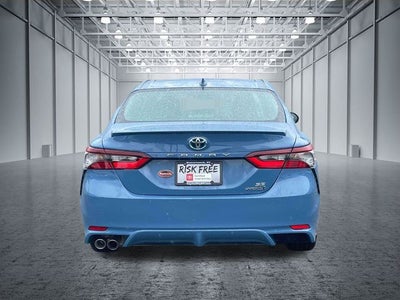 2024 Toyota Camry Hybrid SE