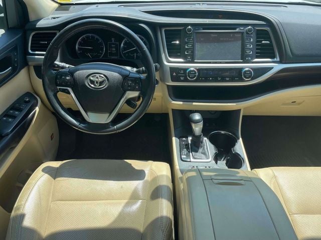 2016 Toyota Highlander Limited
