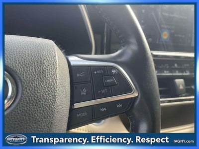 2021 Toyota Highlander Hybrid Platinum