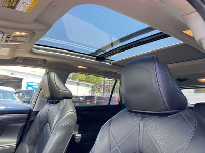 2024 Toyota Highlander Hybrid Platinum