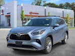 2024 Toyota Highlander Hybrid Platinum