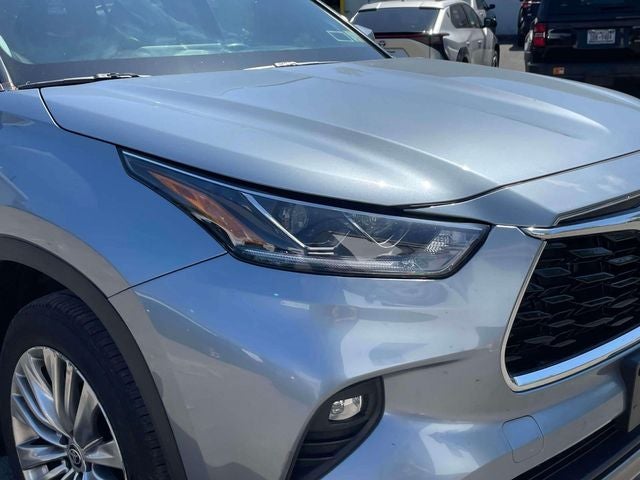 2024 Toyota Highlander Hybrid Platinum